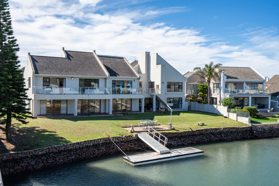 7 Bedroom Property for Sale in Royal Alfred Marina Eastern Cape